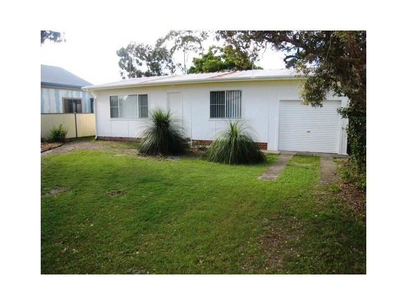 19 Cooper St, South West Rocks NSW 2431