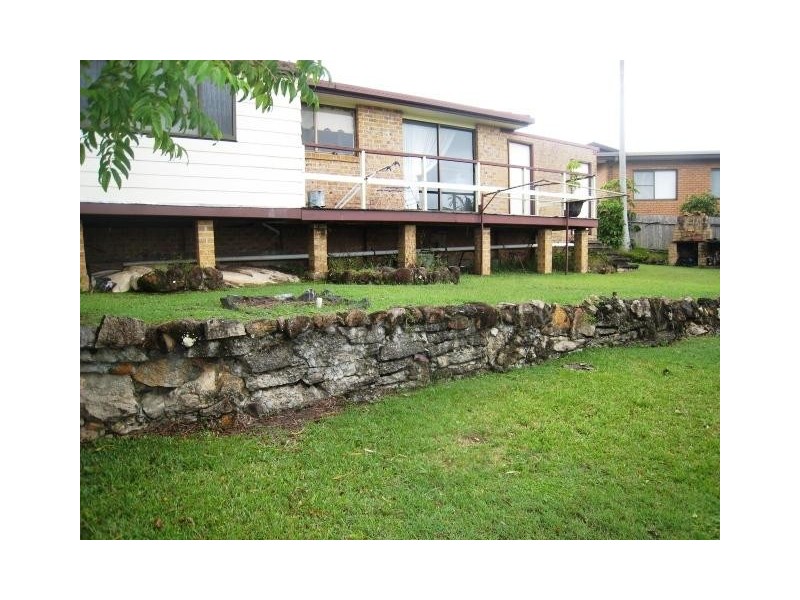 9 Lionel Hogan Cl, South West Rocks NSW 2431