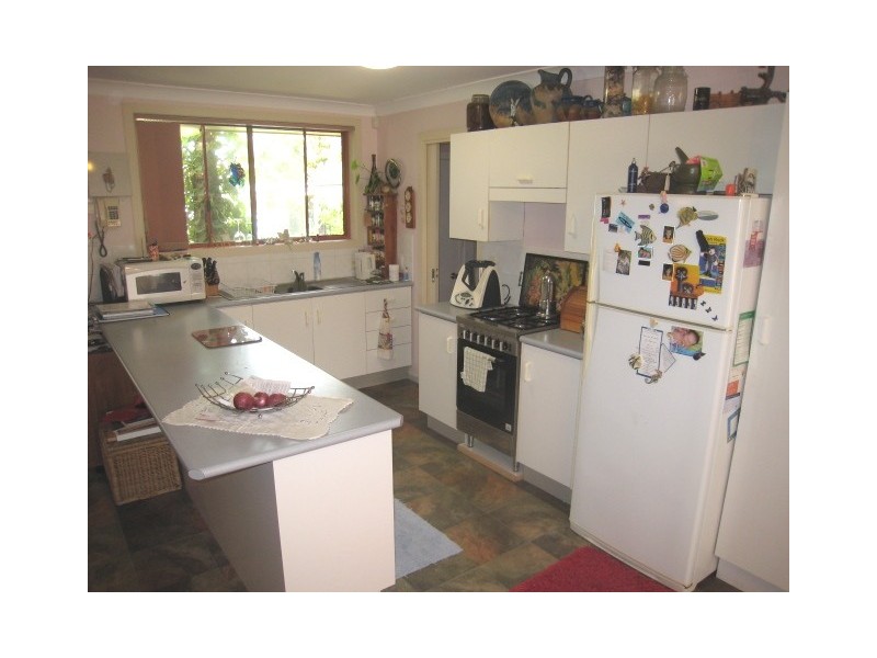 8 Lindsay Noonan Dr, South West Rocks NSW 2431