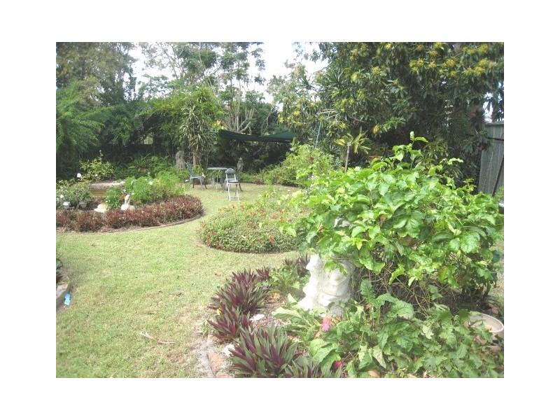 8 Lindsay Noonan Dr, South West Rocks NSW 2431