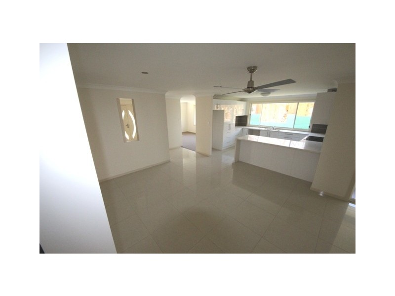 28 Waianbar Ave, South West Rocks NSW 2431