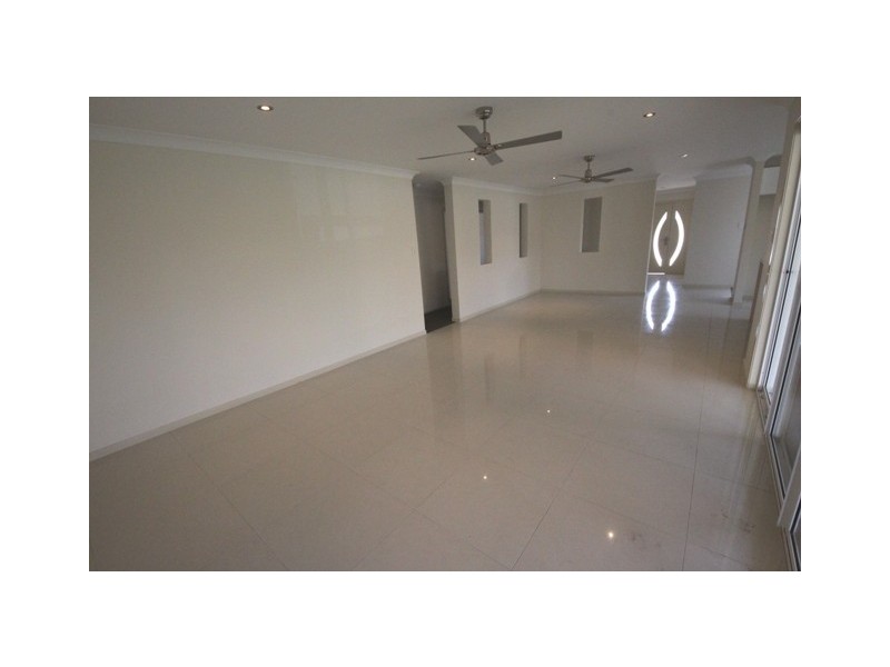 28 Waianbar Ave, South West Rocks NSW 2431