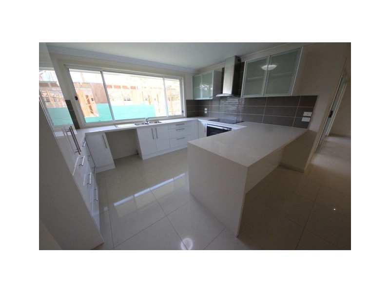 28 Waianbar Ave, South West Rocks NSW 2431