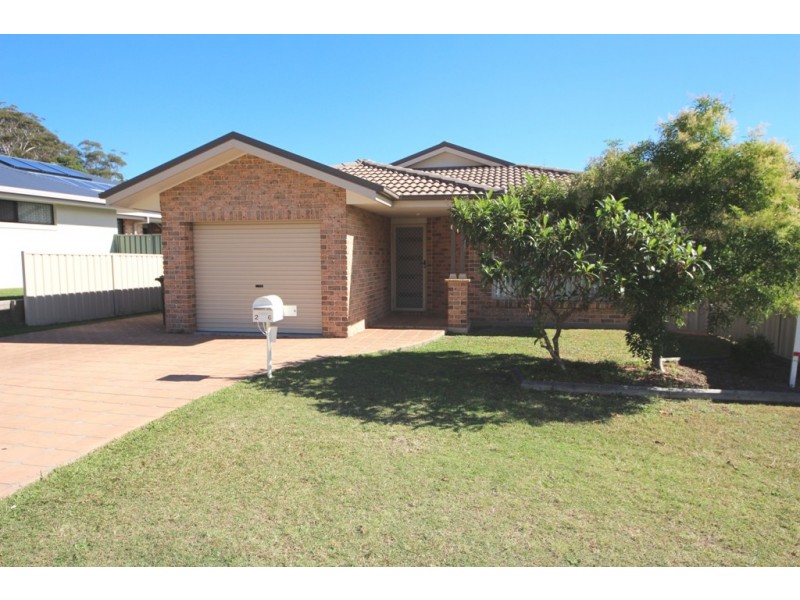 6 Rippon Pl, South West Rocks NSW 2431