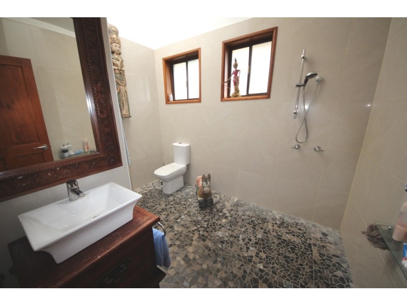 50 Bay St, Hat Head NSW 2440