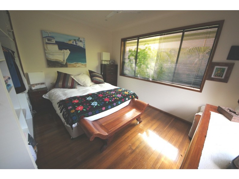 50 Bay St, Hat Head NSW 2440