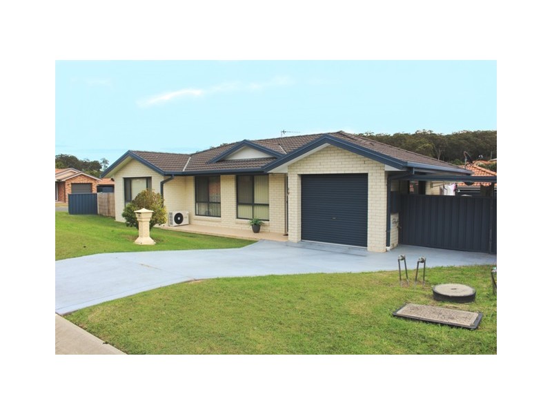 3a Dennis Cres, South West Rocks NSW 2431