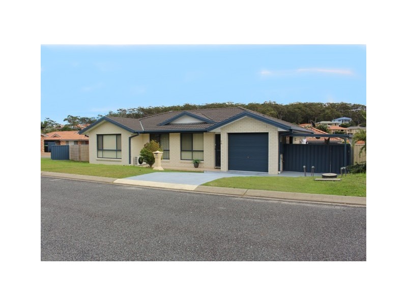 3a Dennis Cres, South West Rocks NSW 2431