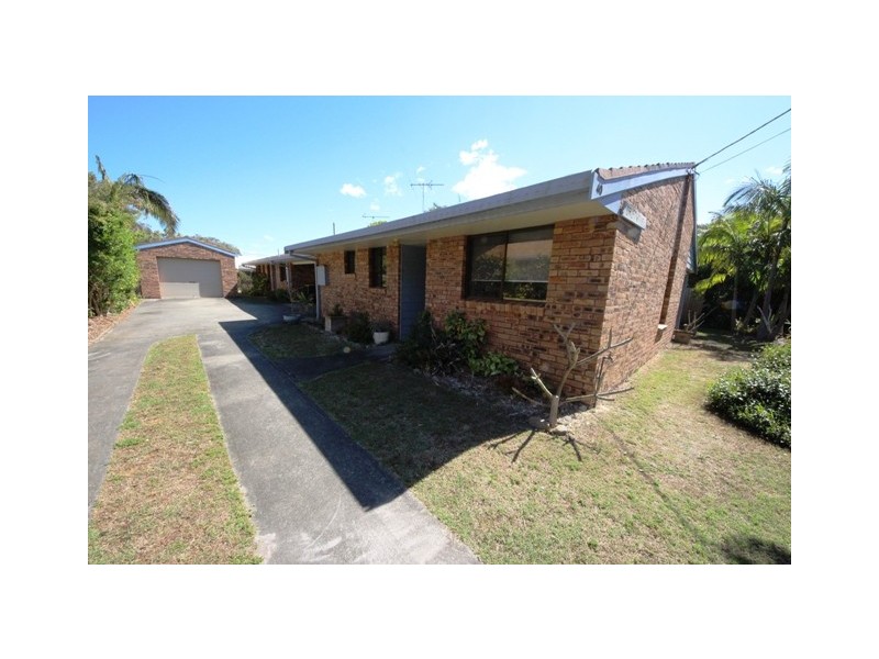 1 and 2/40 Hutcheson Street, Hat Head NSW 2440