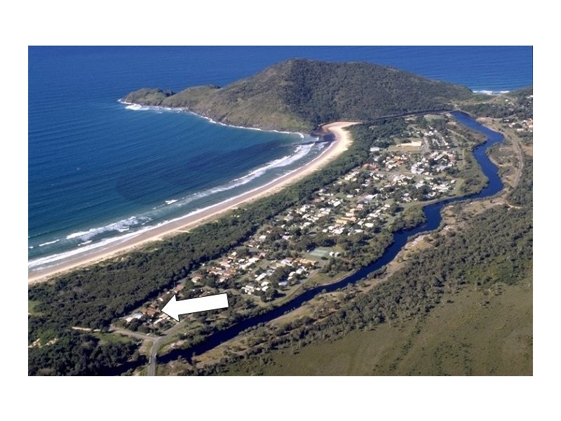 1 and 2/40 Hutcheson Street, Hat Head NSW 2440