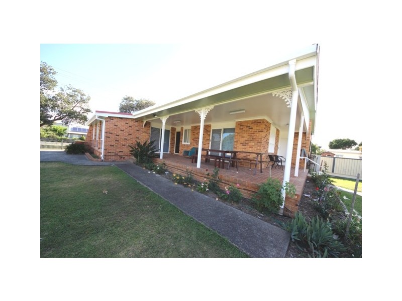 7 Straight Street, Hat Head NSW 2440