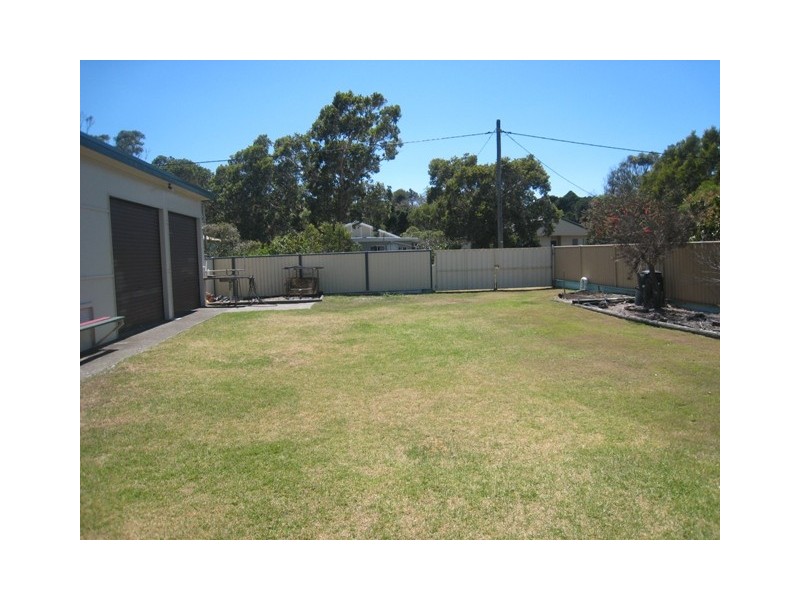 7 Straight Street, Hat Head NSW 2440