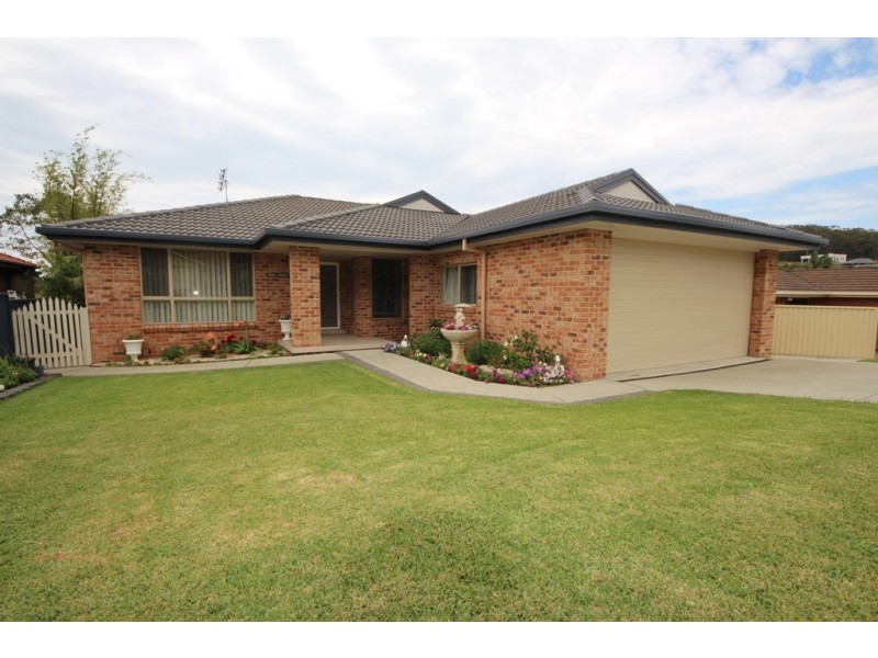 7 Peter Mark Circuit, South West Rocks NSW 2431