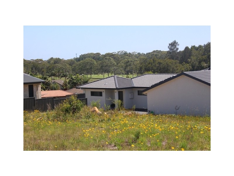 5 Links View Close, South West Rocks NSW 2431