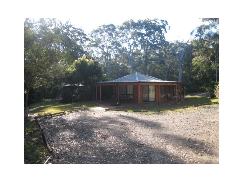 2/27 Palm Grove, Arakoon NSW 2431