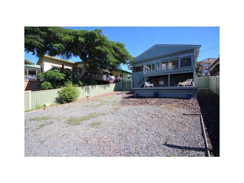 16 Sturt Street, South West Rocks NSW 2431