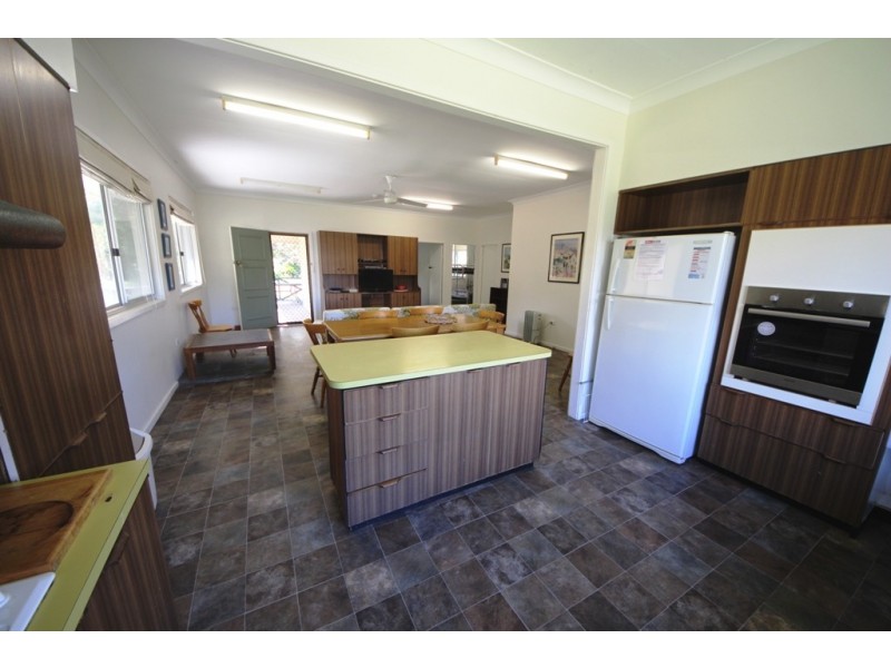 6 Bay St, Hat Head NSW 2440