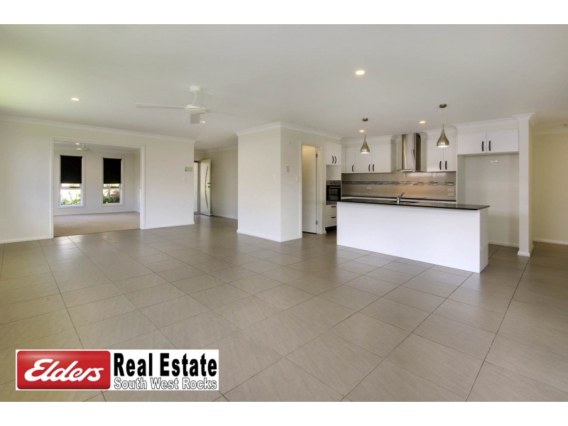 10 Dorshae Close, South West Rocks NSW 2431