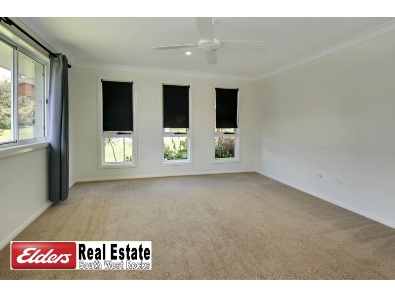 10 Dorshae Close, South West Rocks NSW 2431