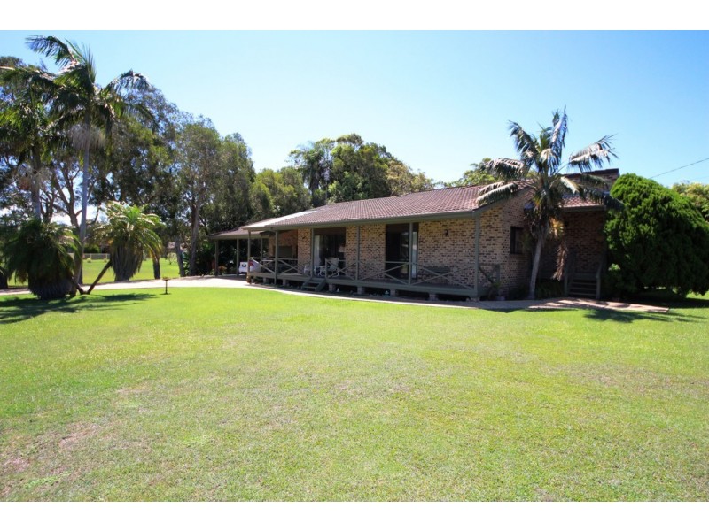 2 Lawson St, South West Rocks NSW 2431