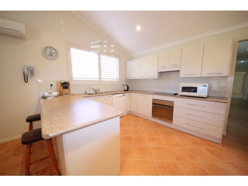 5 Marlin Circuit, Hat Head NSW 2440