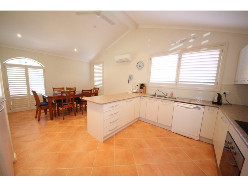 5 Marlin Circuit, Hat Head NSW 2440