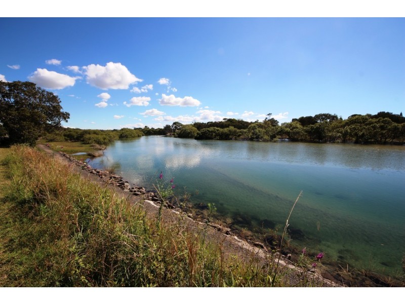 5 Marlin Circuit, Hat Head NSW 2440