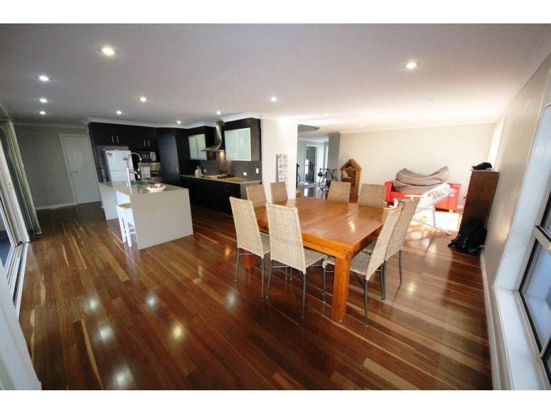 12 Dennis Cres, South West Rocks NSW 2431