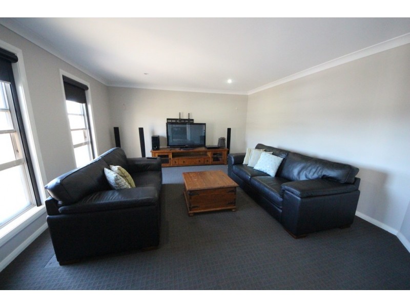 12 Dennis Cres, South West Rocks NSW 2431