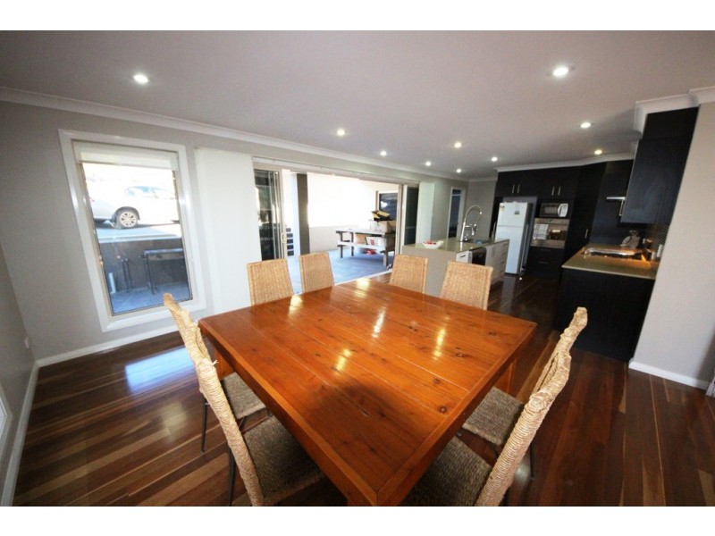 12 Dennis Cres, South West Rocks NSW 2431