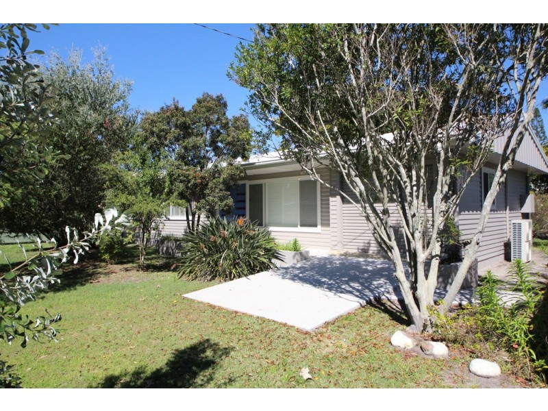 13 Oak St, Hat Head NSW 2440