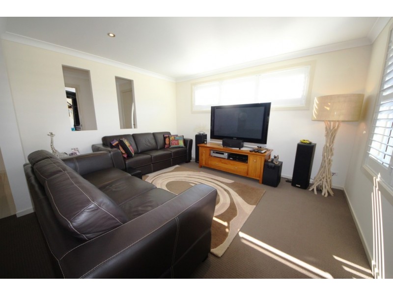 28 Waianbar Ave, South West Rocks NSW 2431