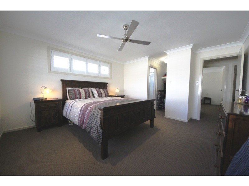 28 Waianbar Ave, South West Rocks NSW 2431