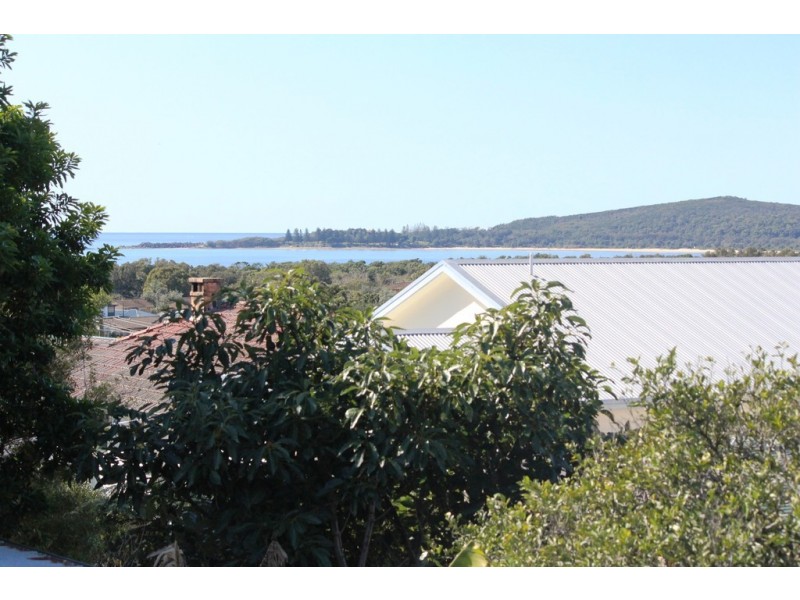 18 Seaview St, South West Rocks NSW 2431