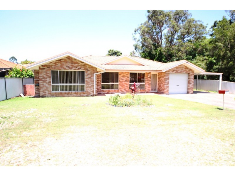 18 Lindsay Noonan Dr, South West Rocks NSW 2431