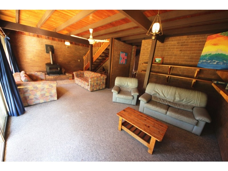 32 Hutcheson St, Hat Head NSW 2440