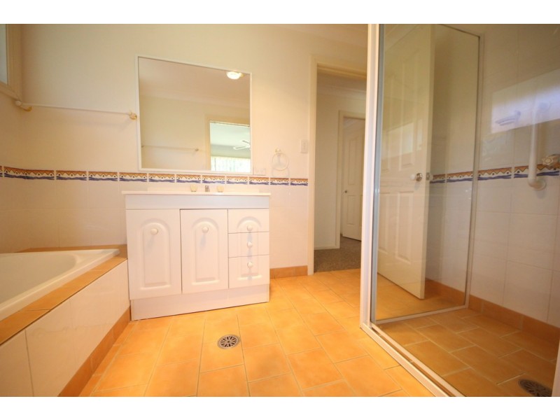 18 Lindsay Noonan Dr, South West Rocks NSW 2431