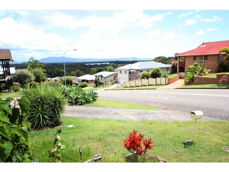 18 Marlin Dr, South West Rocks NSW 2431