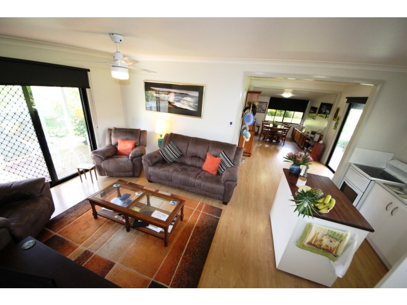 7 Vine St, Hat Head NSW 2440