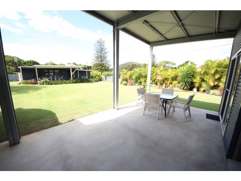 7 Vine St, Hat Head NSW 2440