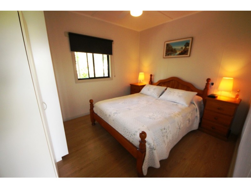 7 Vine St, Hat Head NSW 2440