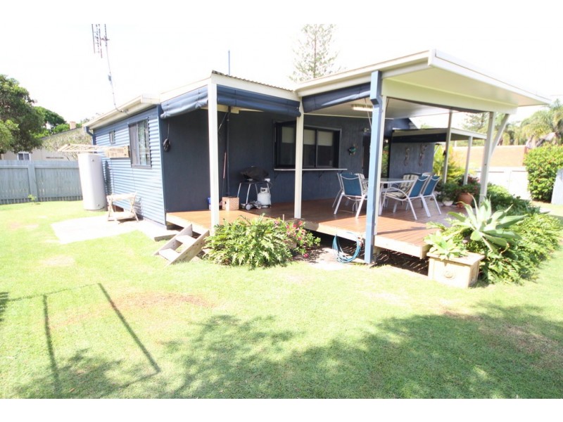 7 Vine St, Hat Head NSW 2440