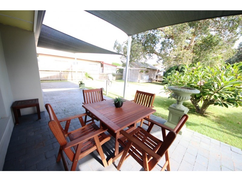 56 Straight St, Hat Head NSW 2440