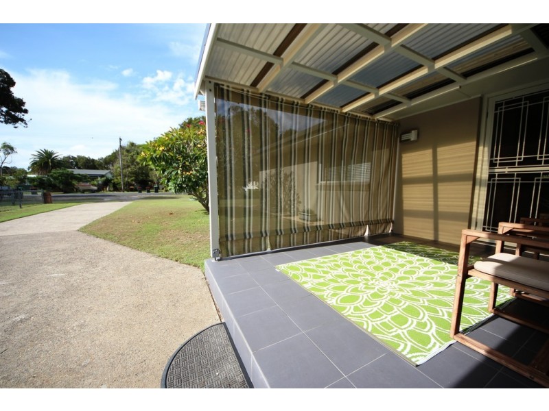 56 Straight St, Hat Head NSW 2440