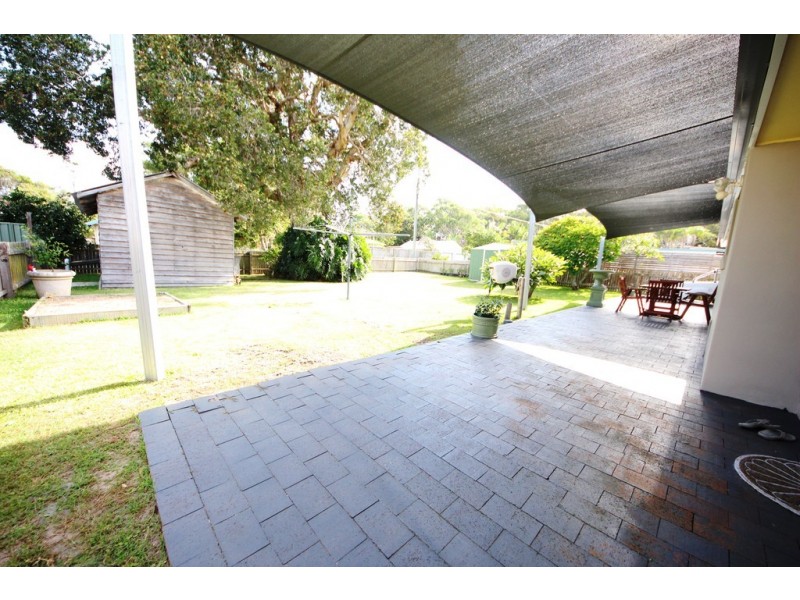 56 Straight St, Hat Head NSW 2440