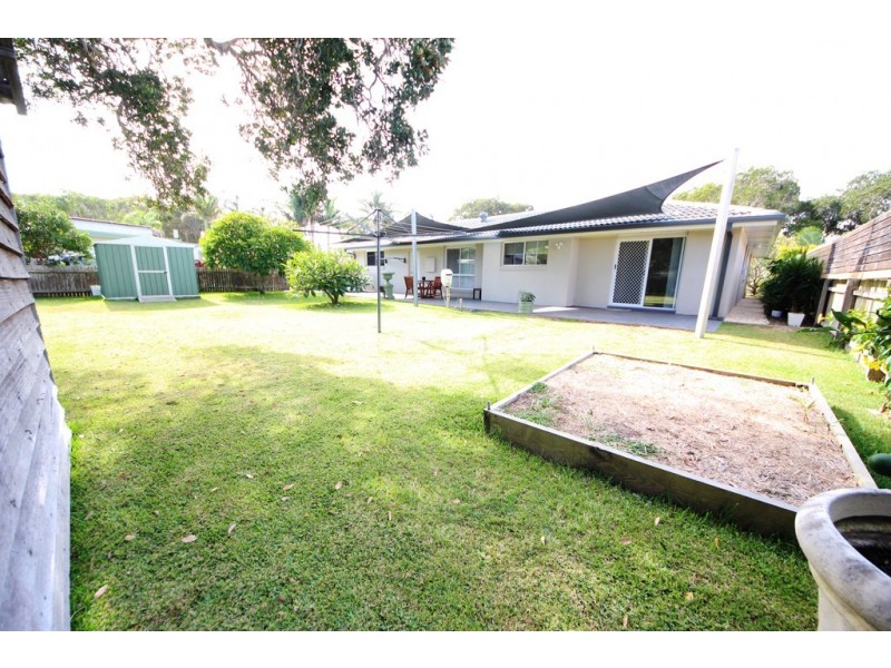 56 Straight St, Hat Head NSW 2440