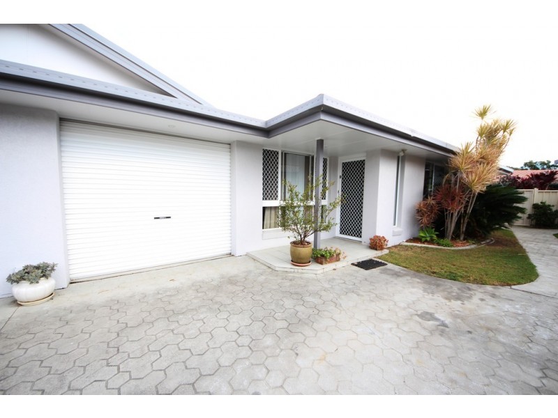 2/7 OXLEY PLACE, South West Rocks NSW 2431