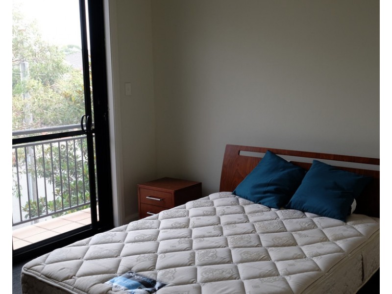 1/11 Barker Street, Kensington NSW 2033