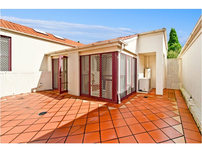 87 Brompton Road, Kensington NSW 2033