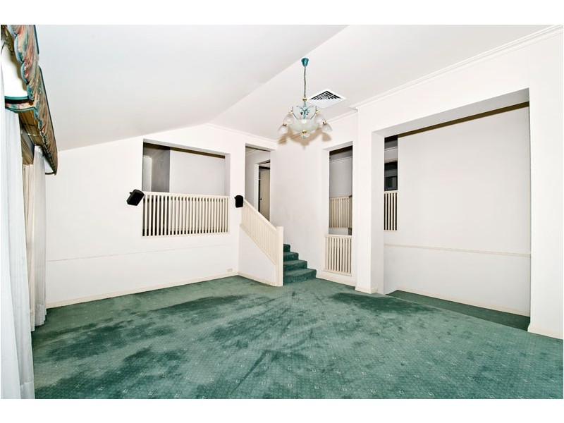 87 Brompton Road, Kensington NSW 2033